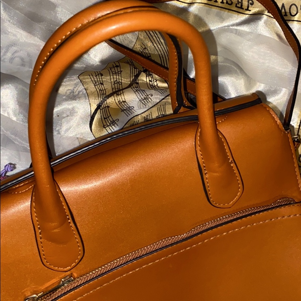 Purse - Picture 3 of 5
